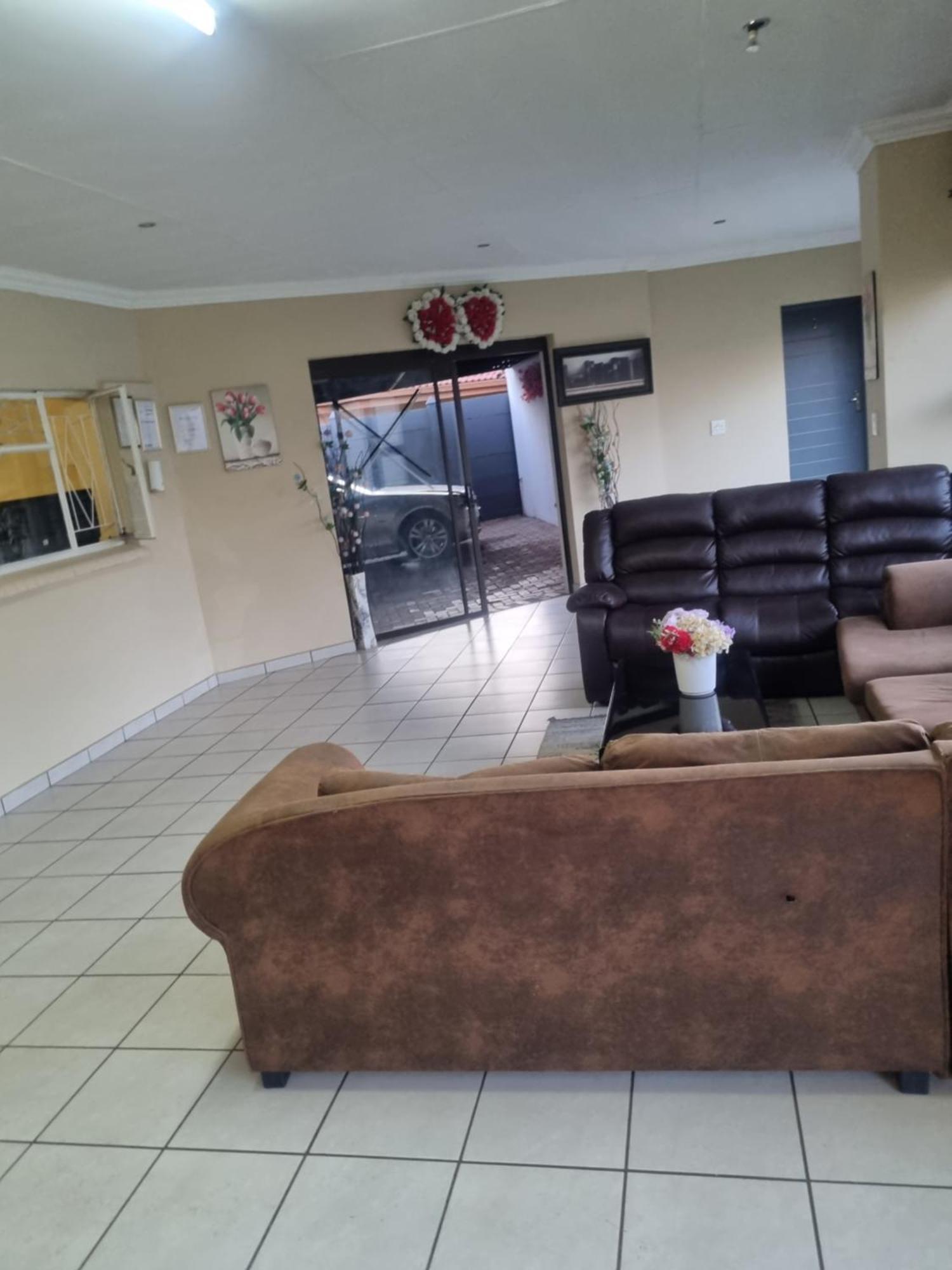 Jazreel B&B Vanderbijlpark Buitenkant foto